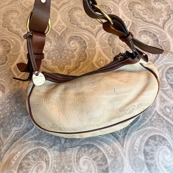 Dooney and Bourke beige leather shoulder bag - Picture 4 of 4